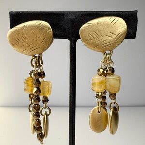 🚨3 for $15🚨 DKNY Matte Dangle Earrings in Gold-tone